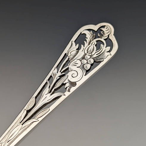 Around 1890 English antique silver plate fruit & nuts set in case